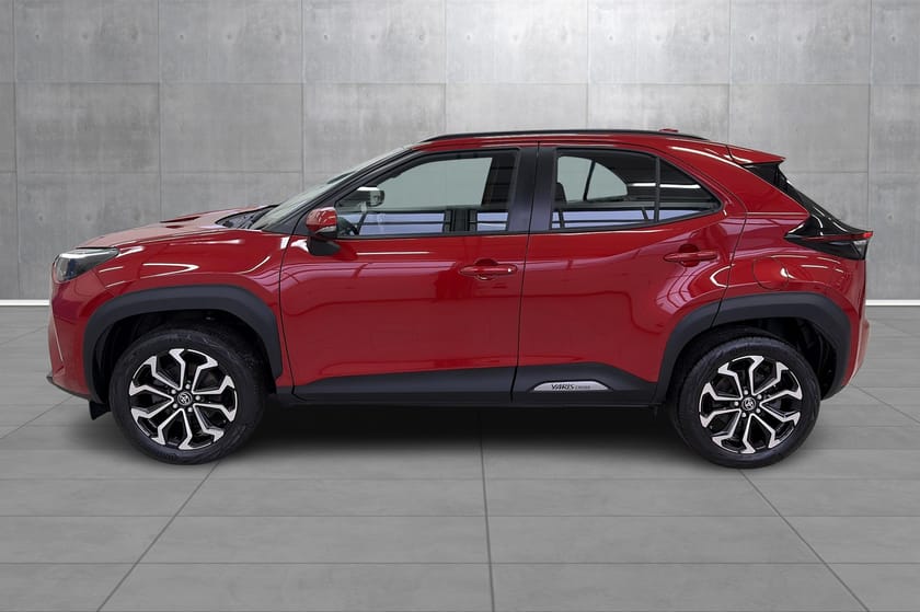 Bilde 2 av Toyota Yaris Cross Hybrid AWD-i /ACTIVE/NYSERVICE/DAB/RATTVARME/4X4/