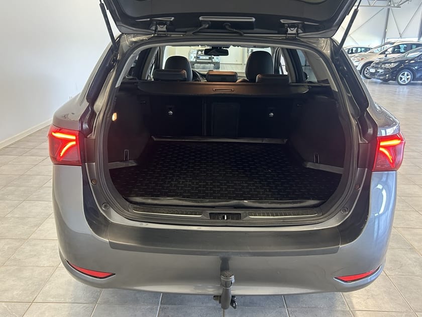 Bild 5 av Toyota Avensis Kombi Active plus 2.0 D 143hk