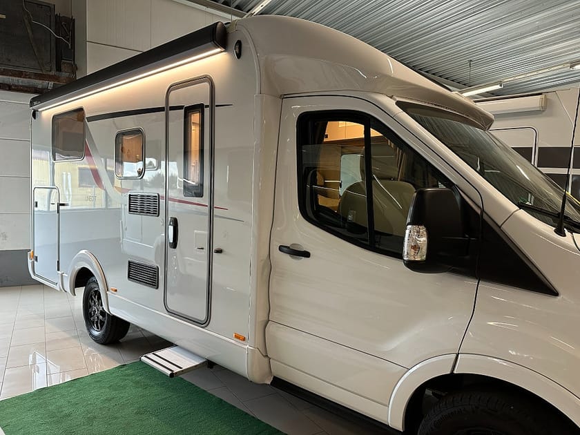 Bild 2 av Bürstner Campervan Ford