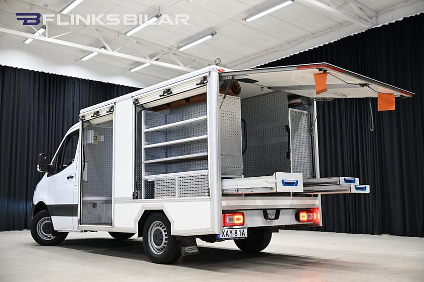 Bild 3 av Mercedes-Benz Sprinter 316 CDI Chassi Påbyggt-Skåp|V-Inredd|LED|SeUtr!