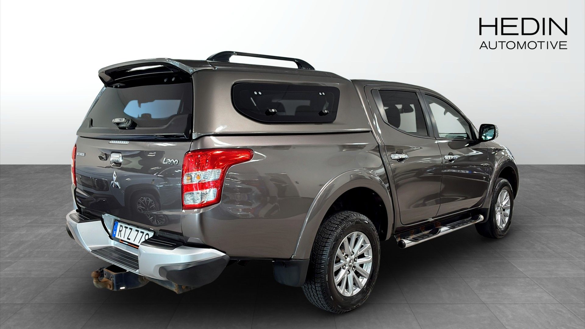 Mitsubishi L200 2.4D DC AT 4WD PERFORMER 2016, bild 2/10
