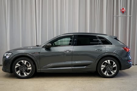 Audi e-tron 55 quattro 408hk S Line Pano Drag B&O 3D 4-zon Elstol