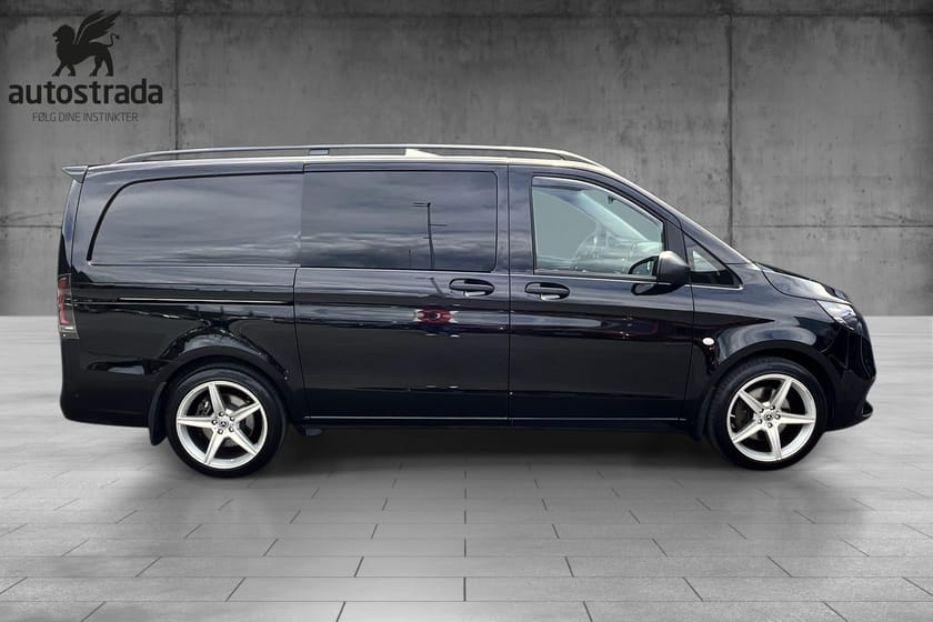 Bilde 4 av Mercedes-Benz Vito 119 CDI 4x4 3.0t Hengerfeste,webasto.airmatic. 2 seter ++++
