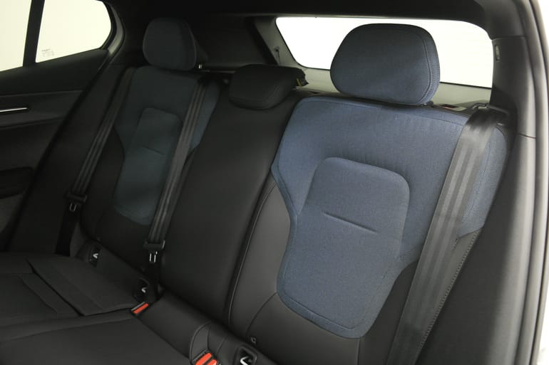 Bild 11 av bilen