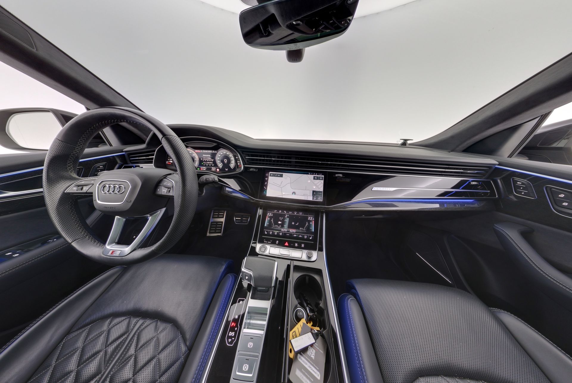 Audi Q8 60 TFSI e quattro 2023, kuva 7/10