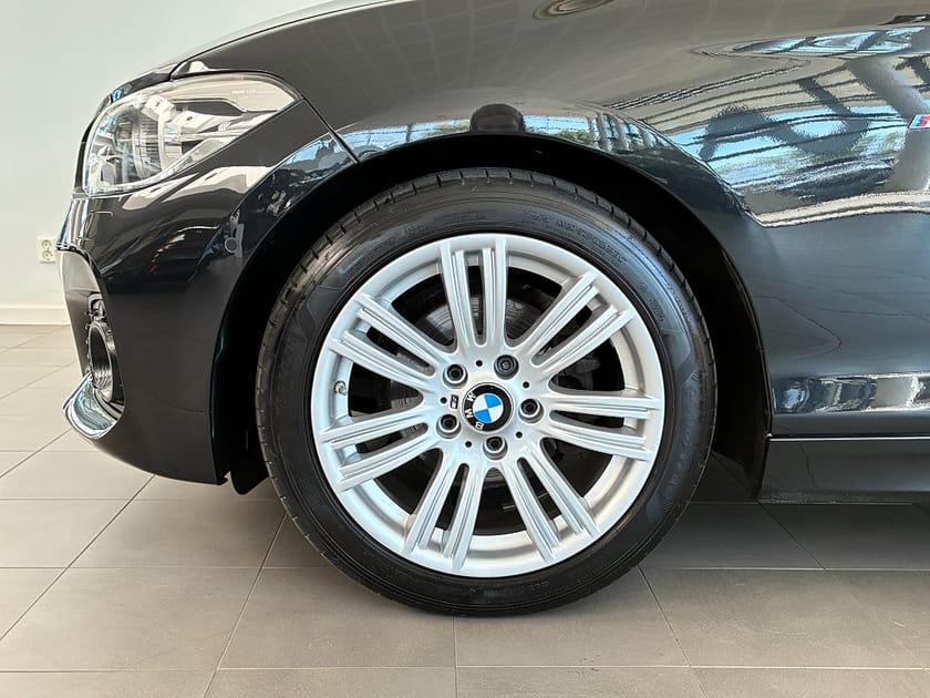 Bild 4 av BMW 118d 118 M Sport Automat HiFi PDC Rattvärme