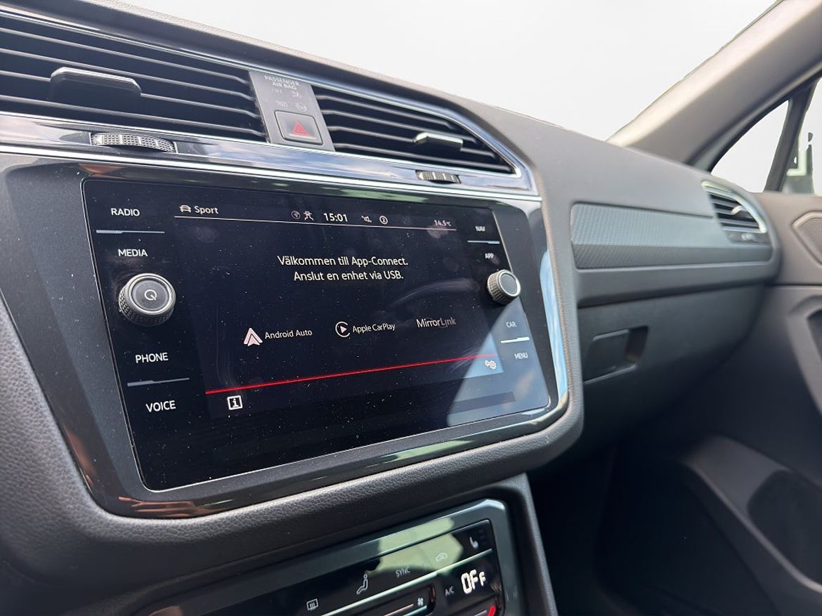 Volkswagen Tiguan eHybrid, bild 17 av 20