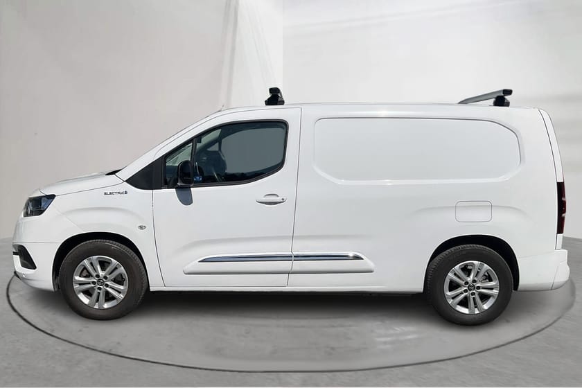 Bild 2 av Toyota ProAce City Electric 50kWh (136hk) Verkstadsinredd