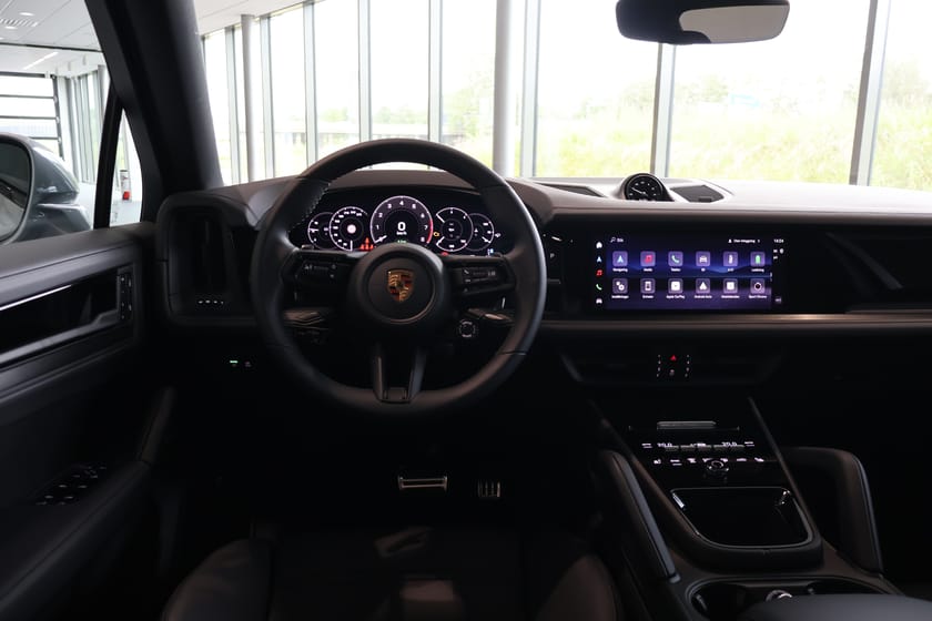 Bild 2 av Porsche Cayenne E-Hybrid Coupé Black Edition 470hk