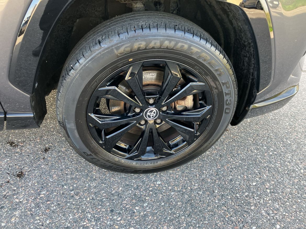 13 / 23