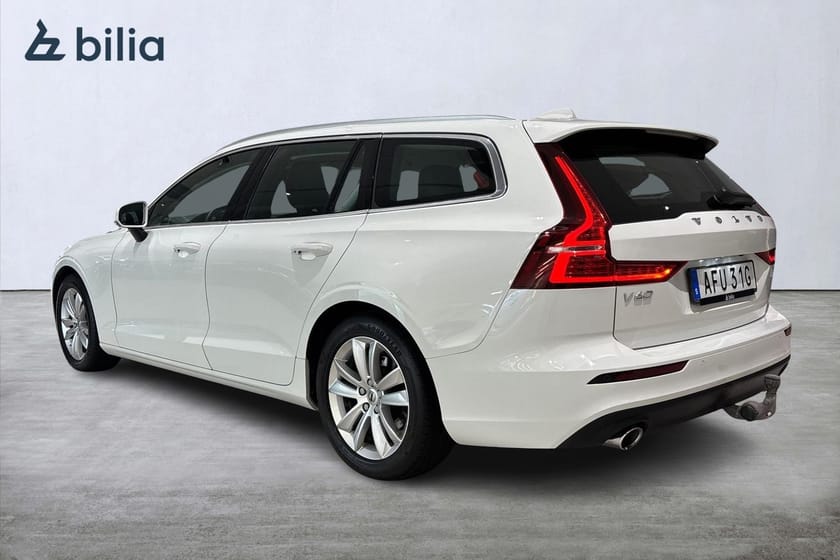 Bild 2 av Volvo V60 D4 AWD Momentum Pro Edition | Drag | HuD
