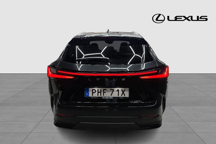 Bild 3 av Lexus NX 350h AWD LUXURY V-HJUL