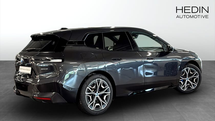 Bild 2 av BMW iX xDrive50 Sportpaket 360 Kamera H/K Head Up Drag