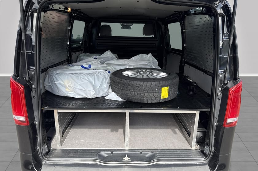 Bilde 5 av Mercedes-Benz Vito 119 CDI 4x4 3.0t 4MATIC | 190 hk | Automat | Velutstyrt |