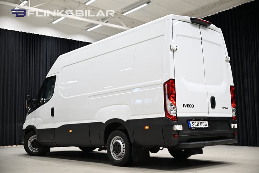 Bild 3 av Iveco Daily 35-140 Van 136HK Automat|Webasto|3.5ton-dragvikt|Leasebar