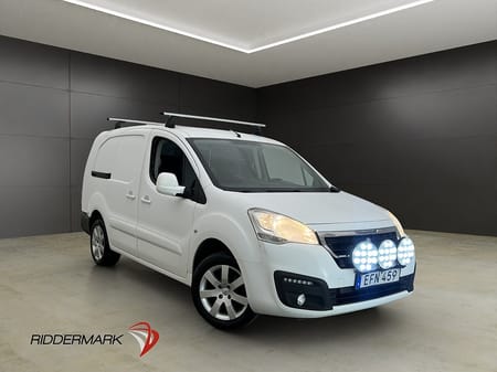 Peugeot Partner Van Utökad Last L2 99hk Värmare PDC Drag Takräcke CARPLAY