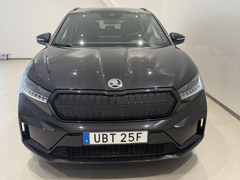 Bild 3 av Škoda Enyaq iV 80 Skoda 82kWh 204HK Sportline Drag B-kamera