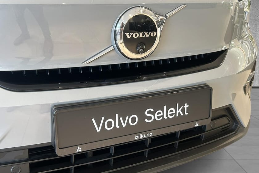 Bilde 2 av Volvo XC40 Recharge Twin 408Hk AWD Ultimate, Hengerfeste, 360*, Panorama, H/K