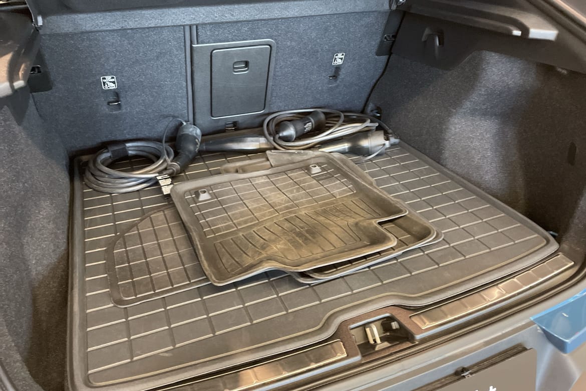 Volvo C40 Recharge Twin, 408hp, 2024