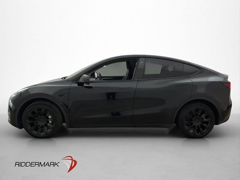 Bild 1 av Tesla Model Y Long Range AWD MOMS Autopilot 1 Brukare Drag