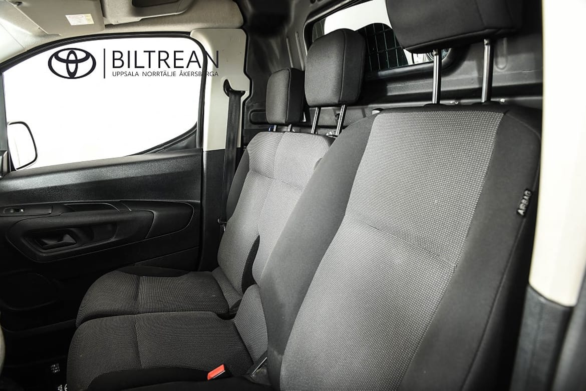 9 / 13
