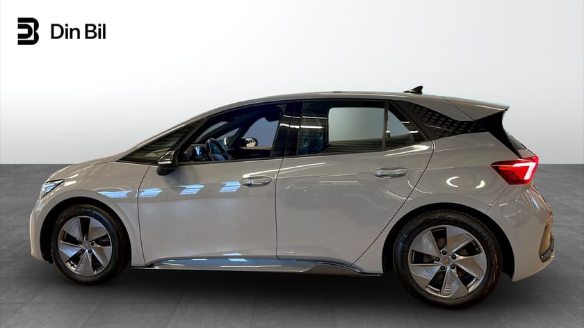 Bild 2 av CUPRA Born 58 B-KAMERA VÄRMARE GPS PILOT M  HK 204