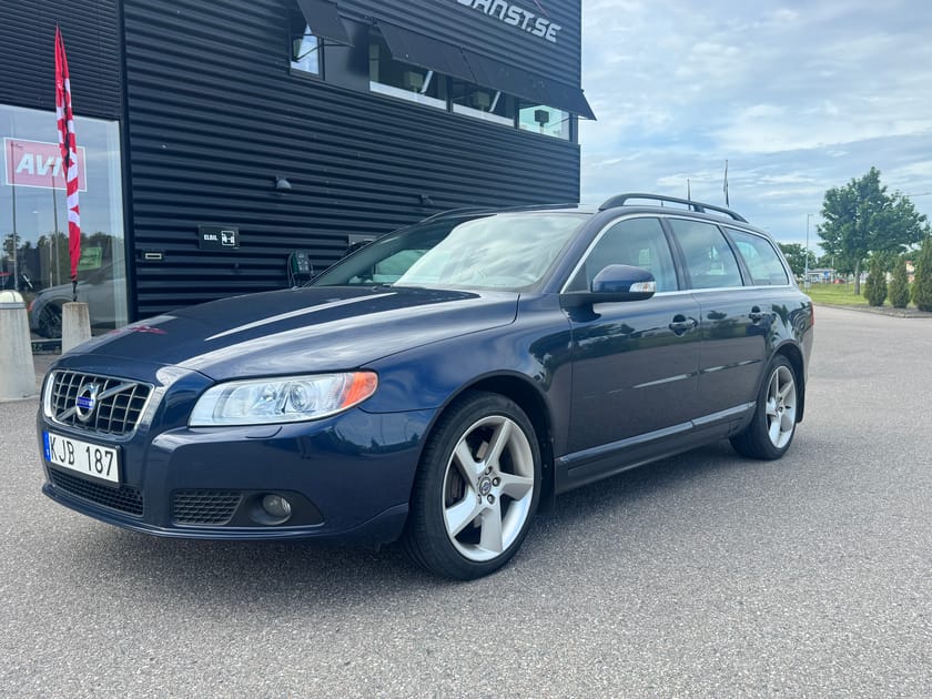 Bild 1 av Volvo V70 D4 Momentum 205hk DRAG/DIESELVÄRMARE