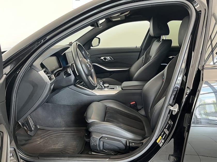 Bild 5 av BMW 330e xDrive Touring M Sport Nav PDC Rattvärme Sportstolar