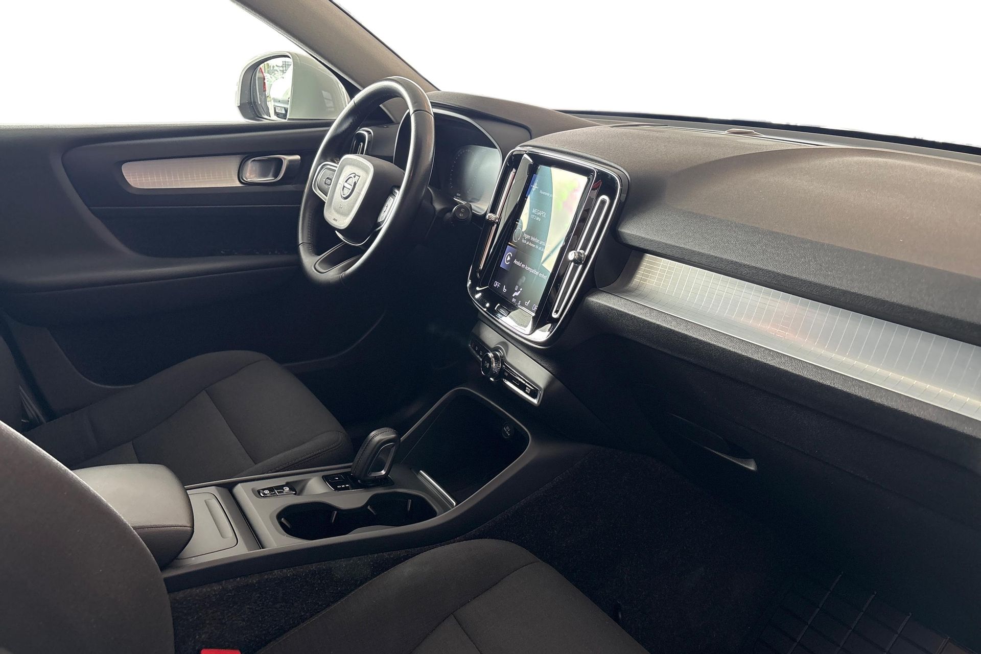 Volvo XC40 T3 FWD aut Momentum Edition 2020, bild 7/10
