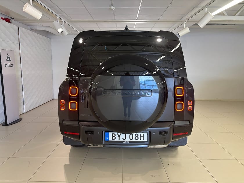 Bild 5 av Land Rover Defender 130 D250 MHEV X-Dynamic SE