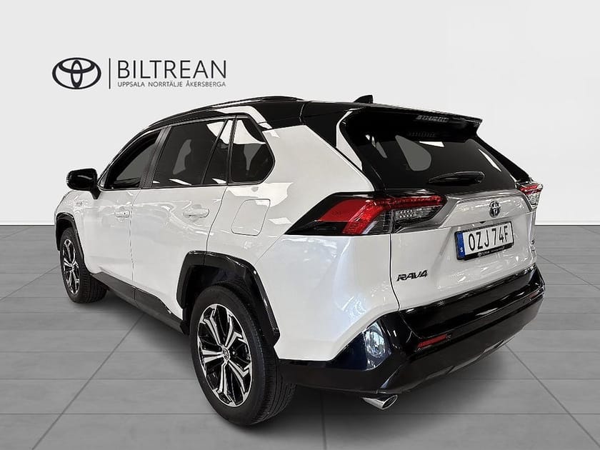Bild 3 av Toyota RAV4 Laddhybrid Style Premiumpaket JBL Panorama Vinterhjul