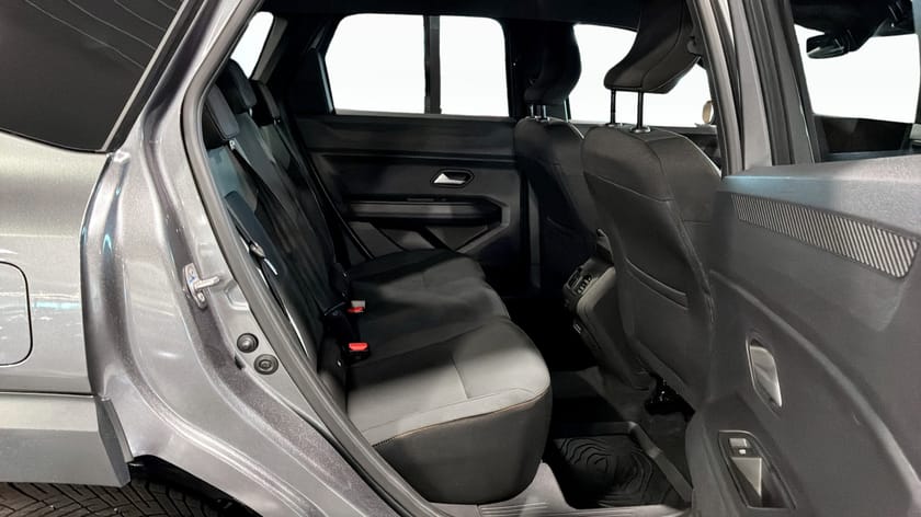 Bild 5 av Dacia Bigster EXTREME HYBRID 150 4X4 DEMO