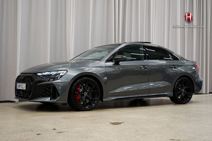 Bild 3 av Audi RS3 Sedan 2.5 TFSI quattro Skalstolar Pano Sportavg HUD PPF