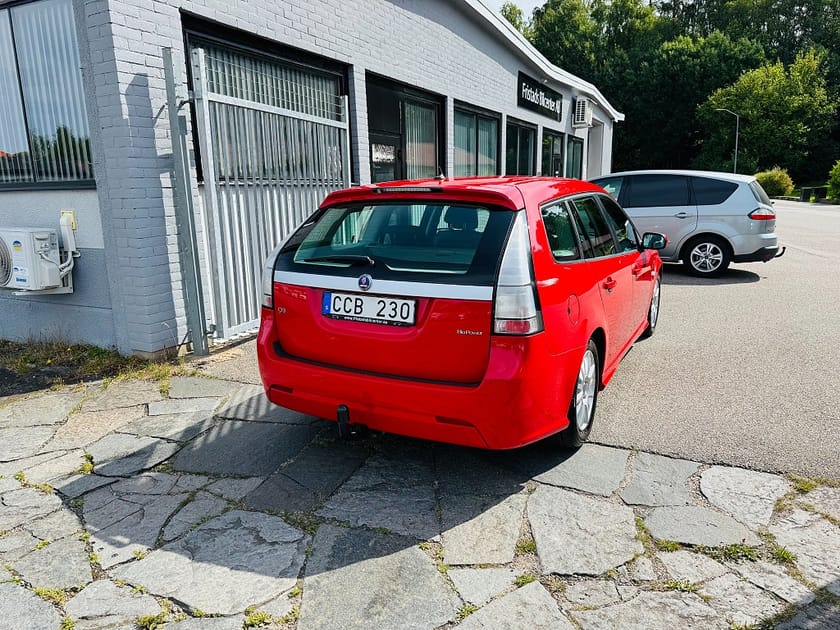 Bild 3 av Saab 9-3 SportCombi 1.8t Biopower 2.0T 175HK / DRAG / VÄRMARE