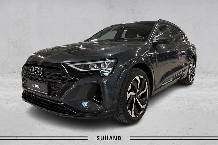Bilde 1 av Audi Q8 50 e-tron quattro advanced plus