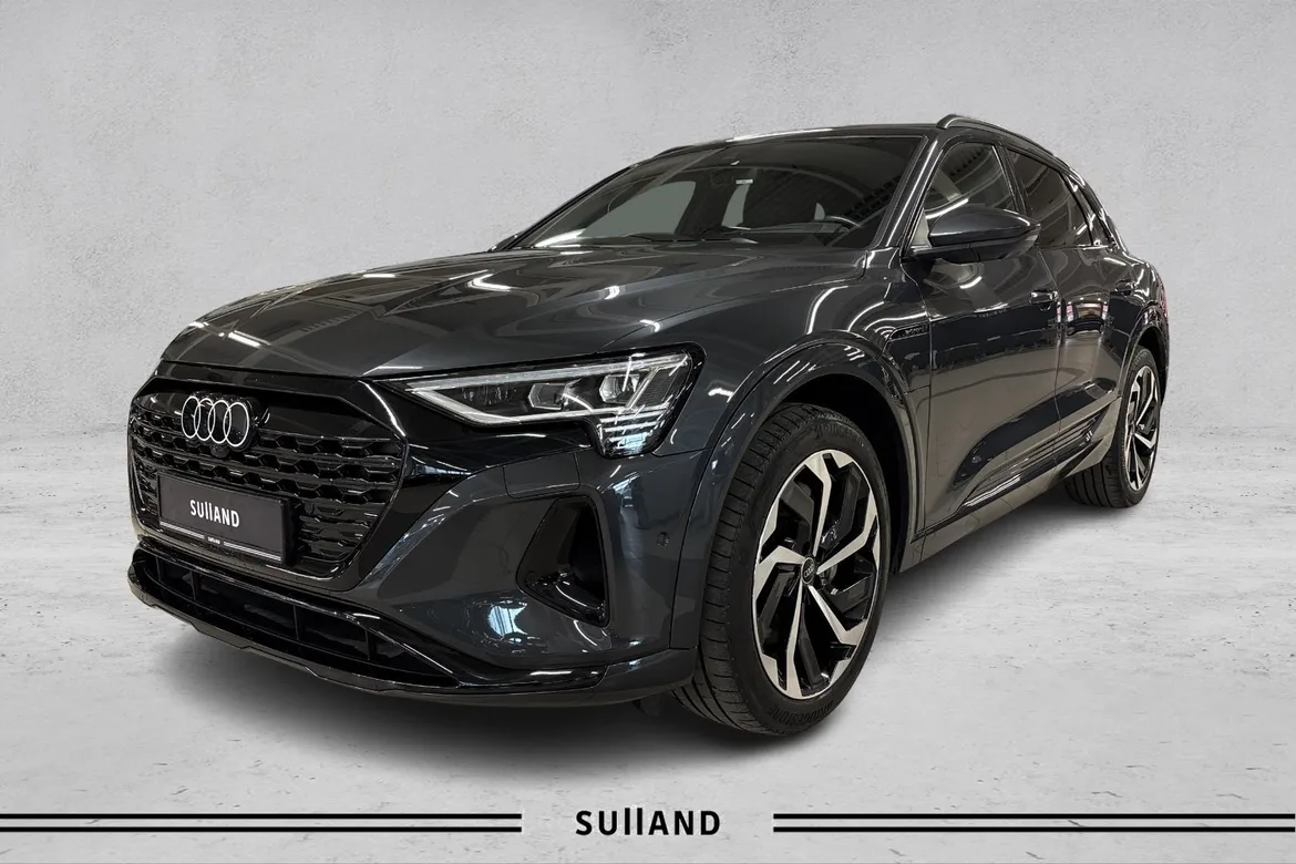 Bilde av Audi Q8 50 e-tron quattro