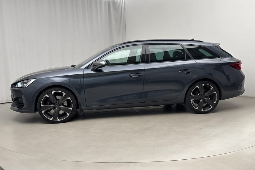 Bild 2 av CUPRA Leon Sportstourer e-Hybrid VZ (245hk) Vision Plus