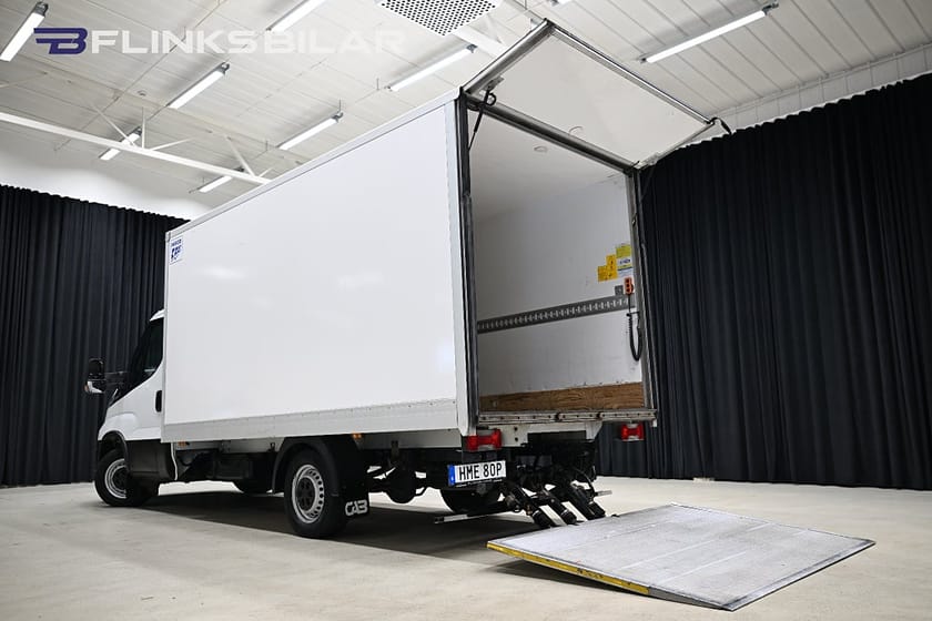 Bild 5 av Iveco Daily 35-160 Chassi Cab 156HK Automat|Volymskåp|BG-Lyft|LED|Backkamera|Leasbar