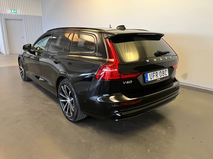 Bild 3 av Volvo V60 Recharge T6 Plus Dark