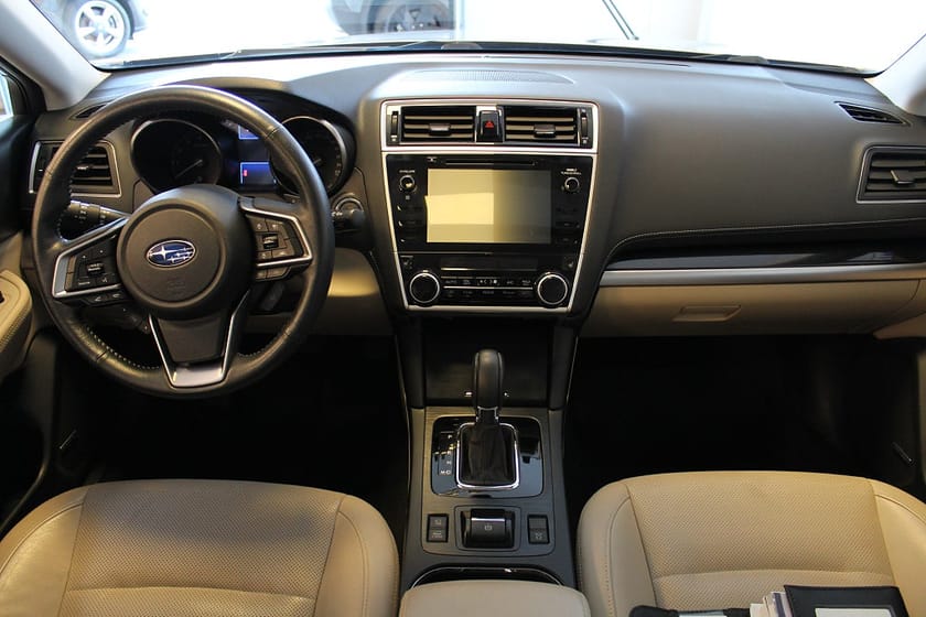 Bild 5 av Subaru Outback 2,5i Aut Summit (175hk) *Dragkrok*