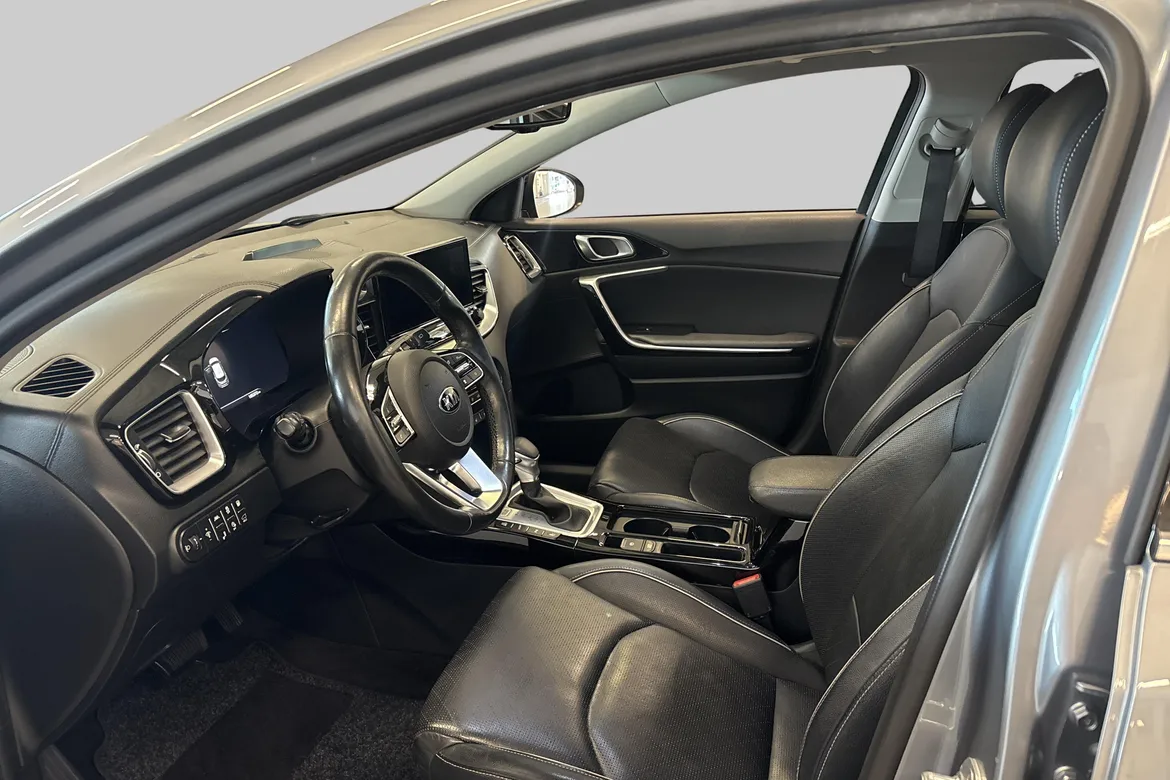 picture of a car