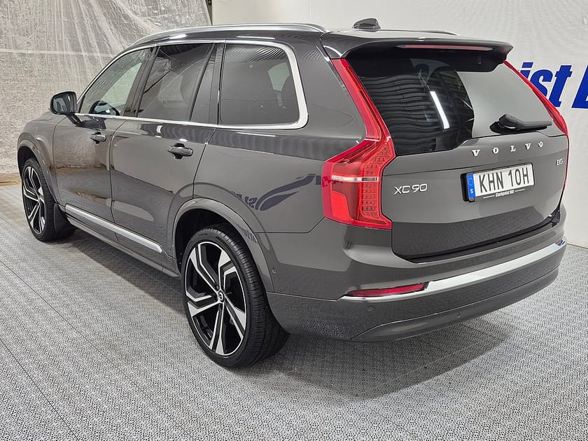 Bild 5 av Volvo XC90 7-seater B5 MILDHYBRID 7-sits Ultimate Bright AWD 235HK 4x4 Läder Panoram