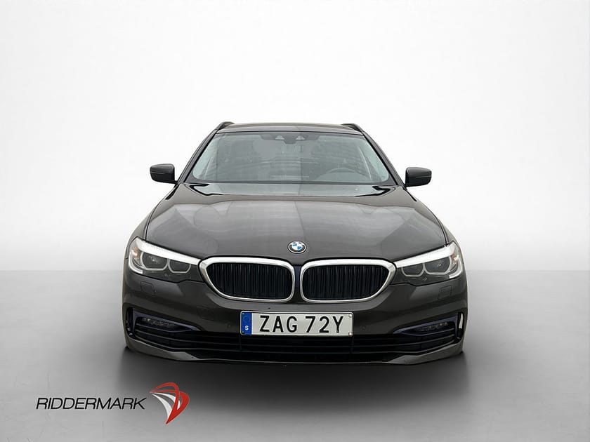 Bild 2 av BMW 520d xDrive Touring 520 Sport line Kamera Halvskinn Drag