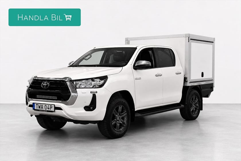 Bild 1 av Toyota Hilux Dubbelhytt 2.8 4WD Aut Moms Drag Navi Kåpa B-kam 204hk