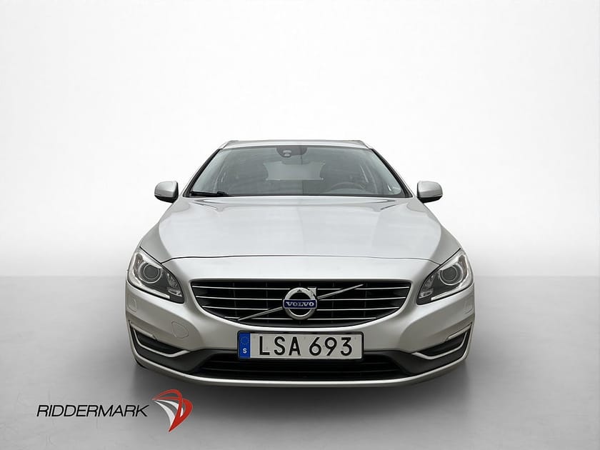 Bild 2 av Volvo V60 D4 181hk AWD Summum Skinn Värmare VOC Dragkrok