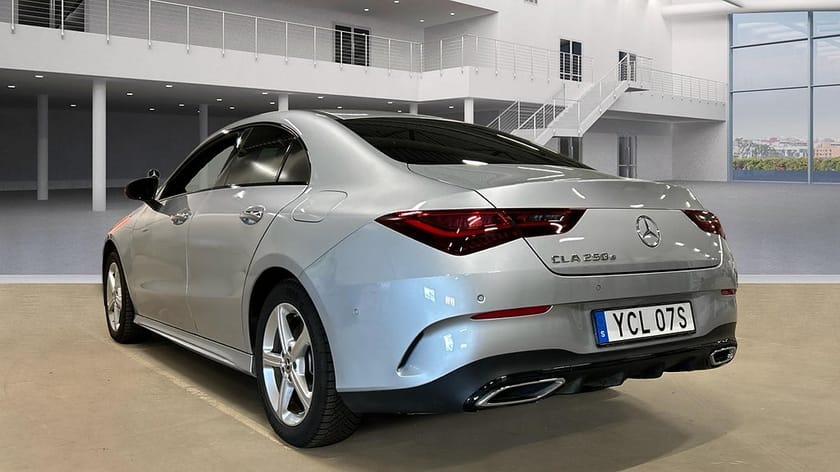Bild 5 av Mercedes-Benz CLA 250 e CLA250 AMG Line Premium | 360 | KEYLESS-GO | Burmester