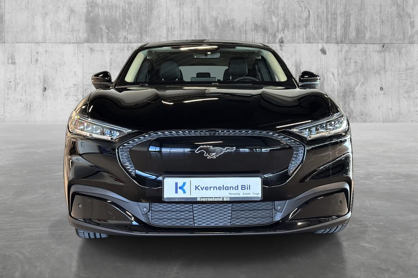 Bilde 2 av Ford Mustang Mach-E Long Range RWD LR/REG 2023 PANO B&O 360 EL.BAKLUKE SKINN NAVI DAB