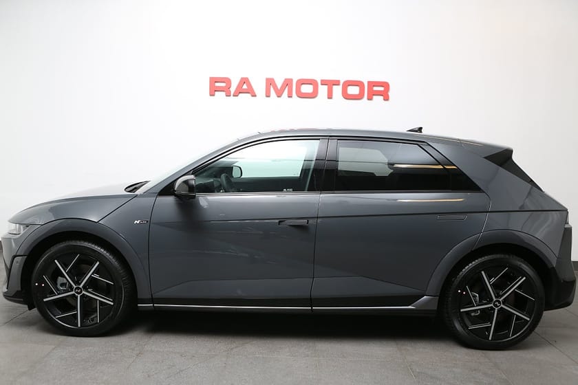 Bild 2 av Hyundai Ioniq 5 AWD FL 84 kWh N-Line Soltak Techpkt *Kampanj - 1st kvar
