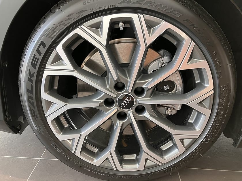 Bild 4 av Audi A6 Avant e-hybrid quattro 299 hk S-line