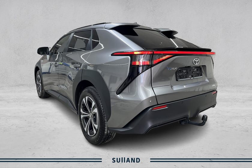 Bilde 3 av Toyota bZ4X AWD Active Tech, Hengerfeste